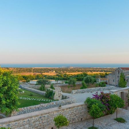 Baglio Cella - Appartamenti Per Vacanze Modica Bagian luar foto