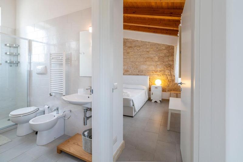 Baglio Cella - Appartamenti Per Vacanze Modica Bagian luar foto